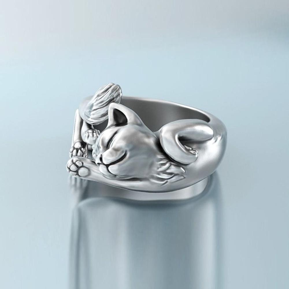 Sleeping Cat Vintage Ring